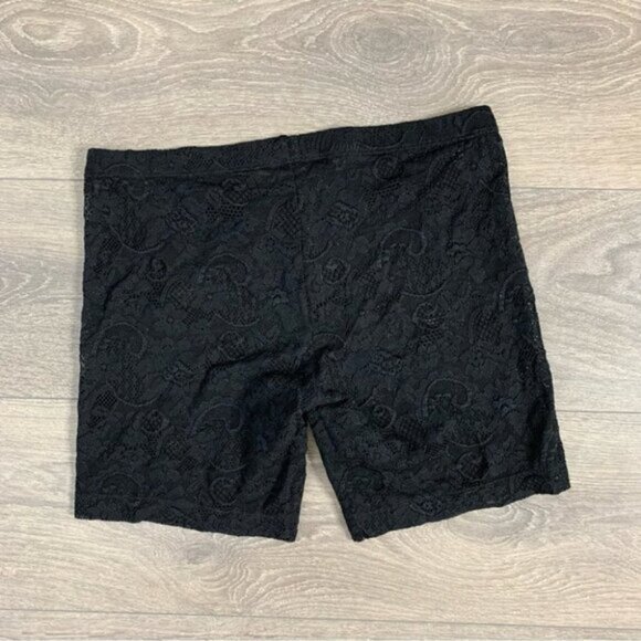 Aritzia Talula Lace Biker Shorts Mid Rise Stretchy Sheer Black Size Small - Picture 10 of 14